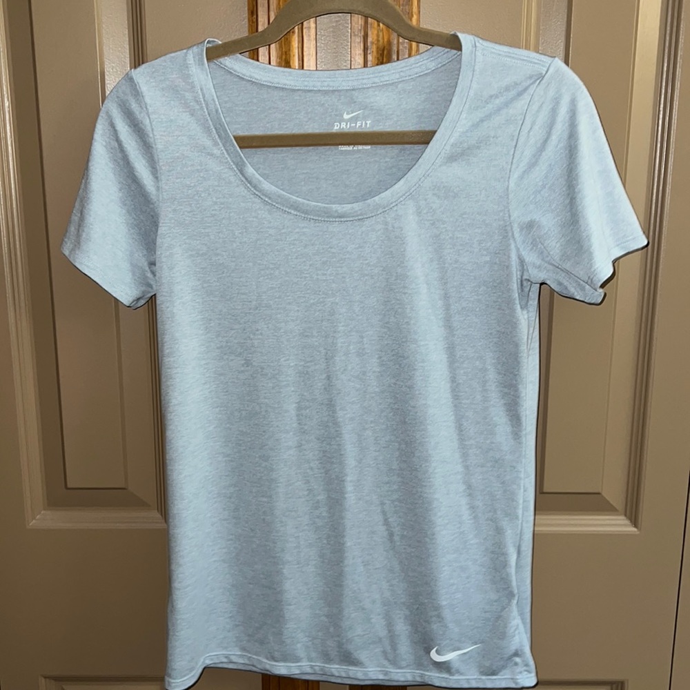 Nike dri-fit t-shirt. NWOT